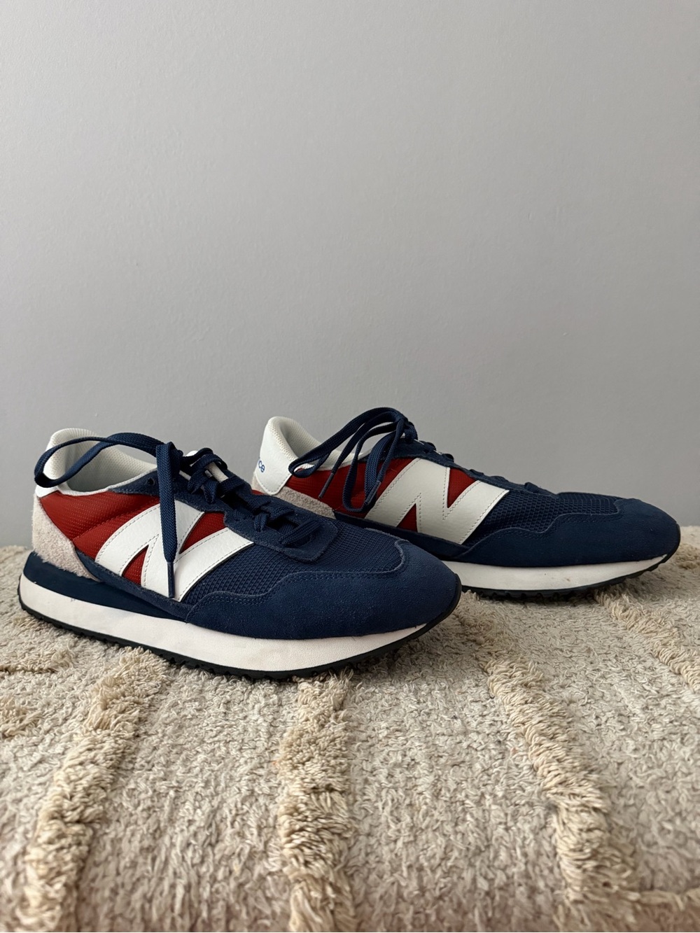 NEW BALANCE 237 Men's Size 11,5 D Running Shoes Blue / Red